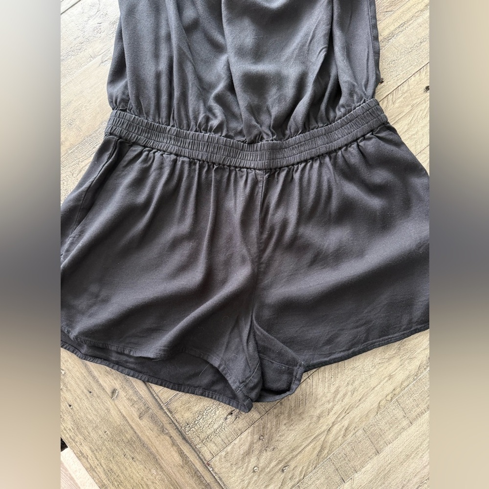 Azure Skies | Aritzia Strapless Romper, size medium - Picture 4 of 8